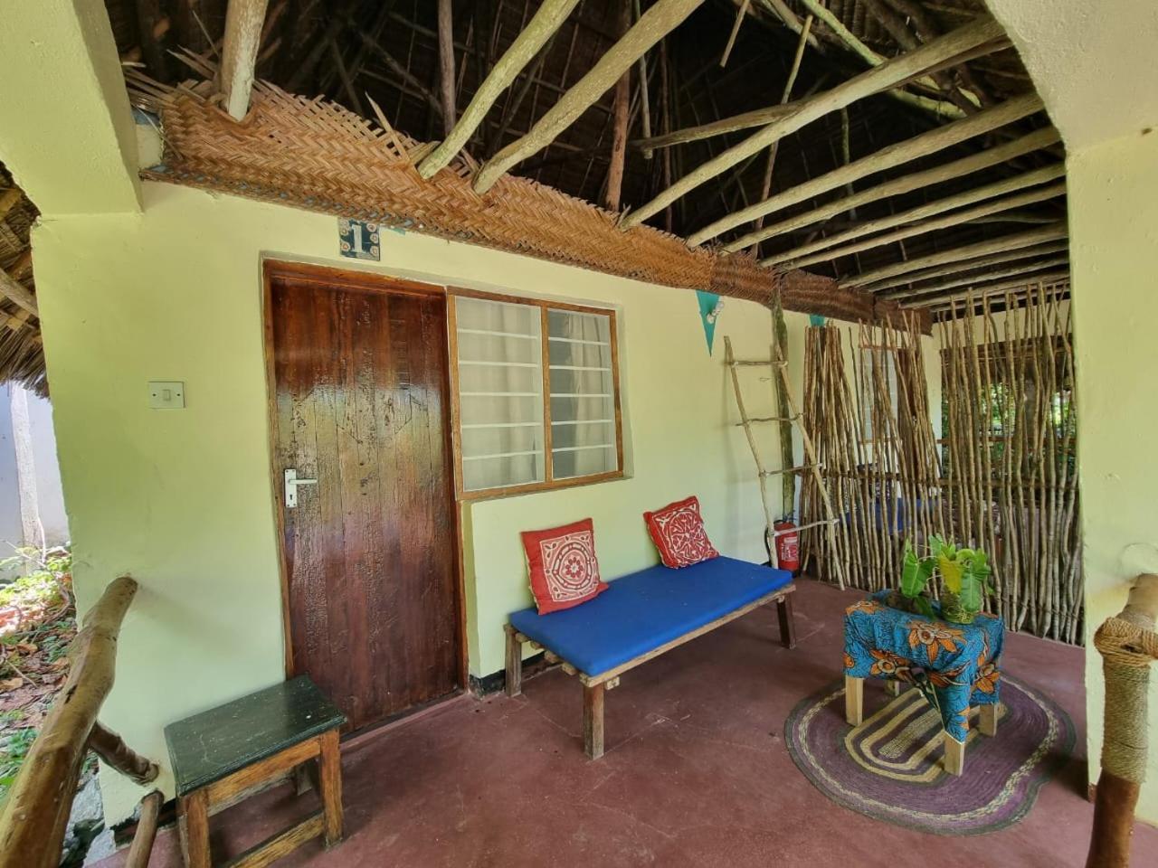 Bellevue Zanzibar Bed and Breakfast Bwejuu Eksteriør billede